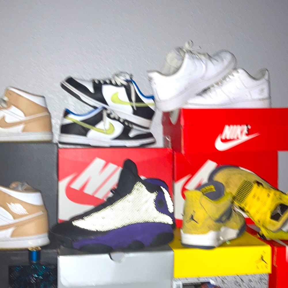 Jordans and nikes (offer